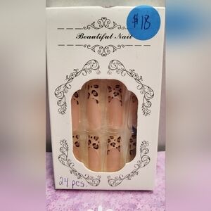 Leopard Print Press-On Nails